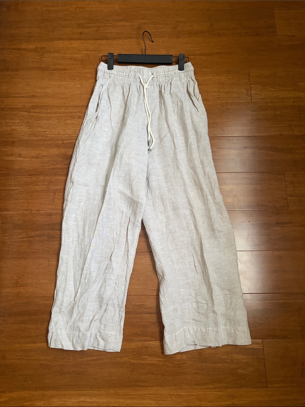 Relaxed Linen Drawstring Women’s Pants — Light Beige